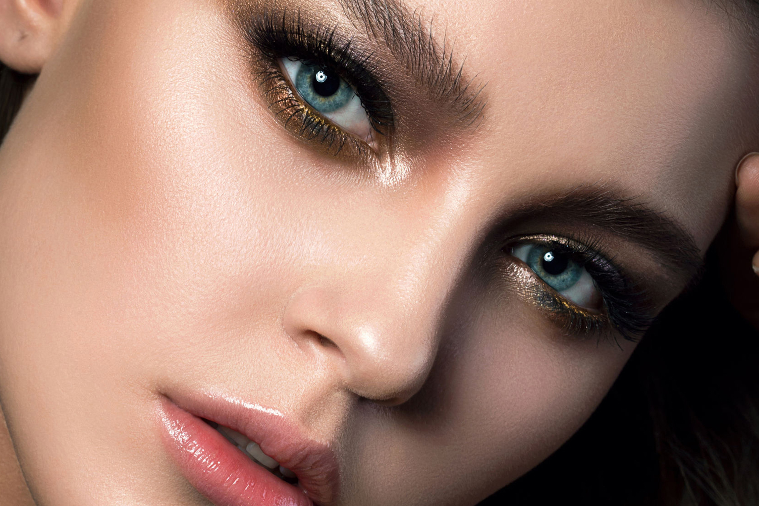 CURSO MAQUILLAJE TÉCNICO AVANZADO OJOS VALÉNCIA